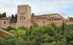 Chezmoihomes Unique Alhambra Views
